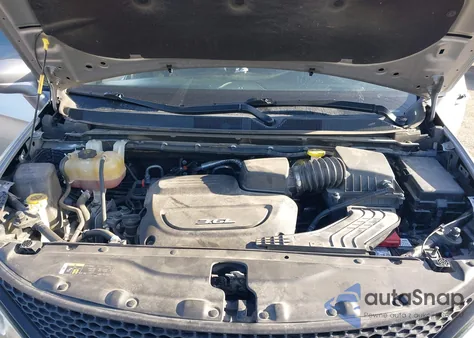 2018 Chrysler Pacifica Touring L Plus z USA, uszkodzony, nr VIN 2C4RC1EG6JR352453